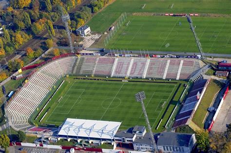 It is currently used mostly for football matches and serves as the home stadium of widzew łódź. Stadion Widzewa przed rozbiórką - NaszeMiasto.pl