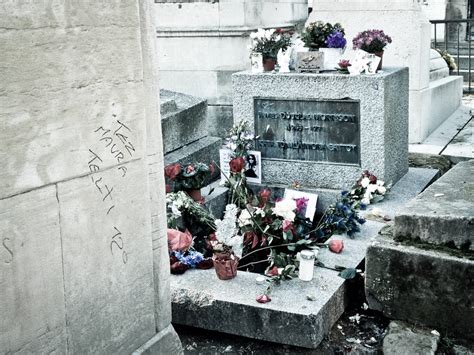 Père Lachaise Cemetery Eternal Rest For Brilliant Minds