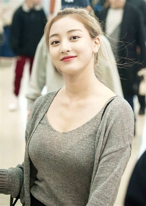 Despite this, fans expected her to make a comeback. Gidle Soojin Without Makeup - Gidle (G)I-DLE 2020