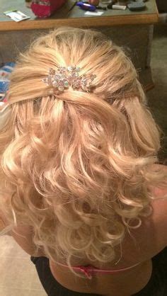 Best Hairstyle For Thin Hair Women | Mother of the bride ...