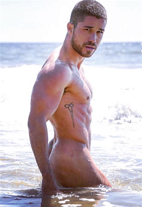 Man Candy Check Out The Naked Photos Of Fire Islands Cheyenne Parker