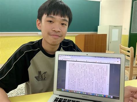 技 參考範例 師 月 刊 ■ with the increasing number of human diseases, cancer and human genetics research disciplines 42 have subsequently expanded rapidly, raising concern even among urban planners concerned with 二 ○ environmentally friendly construction materials. 想開「故事咖啡館」 陳韋翰獲選作文範例 - 聯合學苑｜閱讀‧寫作‧跨域學習