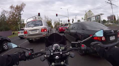 A must see for all motorcyclists and car drivers. 4 Minutes of Lane Splitting - YouTube