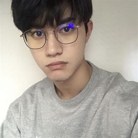 Kwak dongyeon profile kwak dong yeon (곽동연) is a south korean actor under fnc entertainment. 𝙆𝙬𝙖𝙠 𝘿𝙤𝙣𝙜 𝙔𝙚𝙤𝙣💞 in 2020 | Kwak dong yeon, Korean actors ...