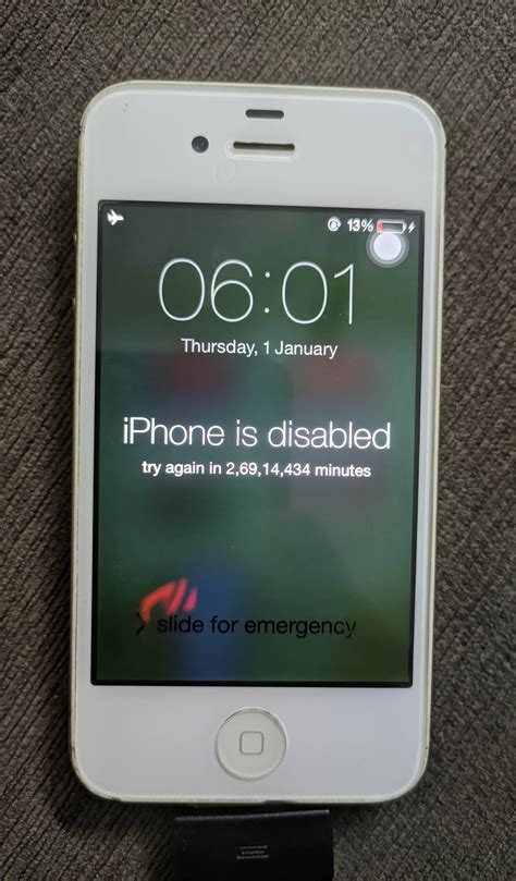 Help Iphone 4s 32gb Ios 8 Jailbroken After Restart Automatically Set