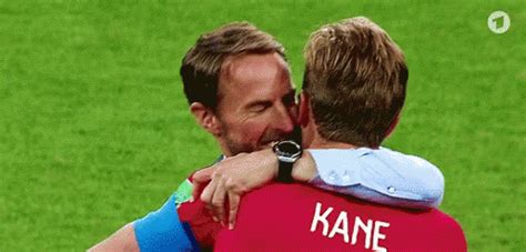 Find funny gifs, cute gifs, reaction gifs and more. Gareth Southgate Harry Kane GIF - GarethSouthgate HarryKane England - Discover & Share GIFs