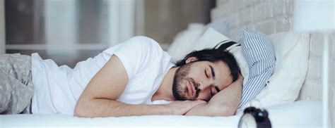 Back sleeping is ideal for spinal support, but not for snorers or pregnant women. Pourquoi pouvons nous dormir ? Parce que Dieu ne dort pas