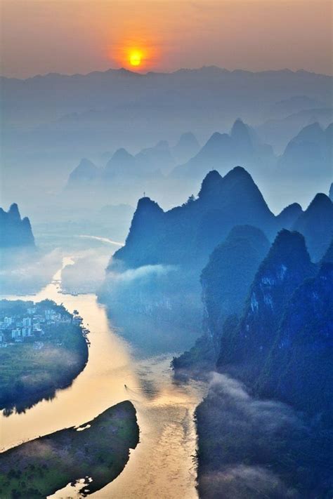 Lijiang River At Sunrise Guangxi China Creative Travel Spot
