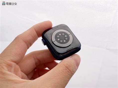 Số lượng người có thể sử dụng apple watch một cách toàn diện không nhiều. 開箱｜Apple Watch Series 6 開箱!血氧偵測可以用啦!同場加映『 單圈表環 』配戴感受到底如何？ - 電獺少女