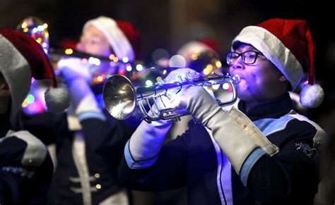 Parade Tree Lighting Usher In Holiday Season In Winchester