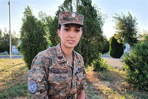Women In Armenian Army Fight For Change Institute For War And Peace Reporting