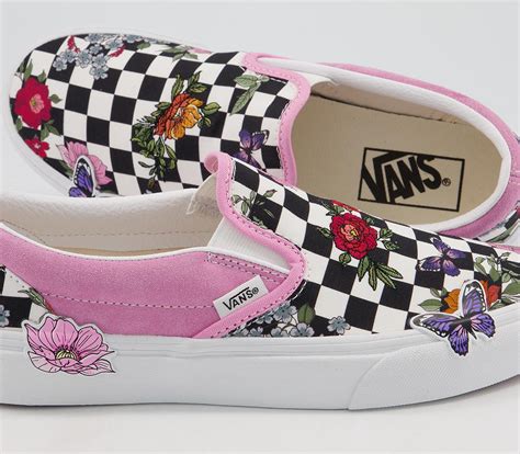 Vans Vans Classic Slip On Trainers Pink Embroidered Floral Checkerboard