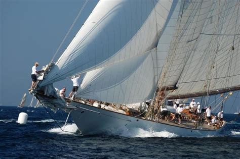 15 Types Of Sailing Ships Past And Present Boating Geeks