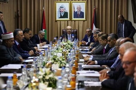 Gabinete De La Autoridad Palestina Aumenta Su Salario En Secreto A Pesar De La Crisis Económica