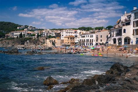 Girona And Costa Brava Small Group Tour From Barcelona