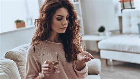 Wenn sie allergisch gegen ibuprofen oder einen anderen bestandteil dieses arzneimittels sind oder nach der anwendung ähnlicher schmerzmittel (nsar) mit unverträglichkeit (atemnot, asthma oder ausschläge) reagiert haben, Gefährliche Wechselwirkung bei Ibuprofen & Co.: Diese ...