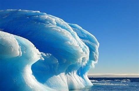 Frozen Tidal Waves