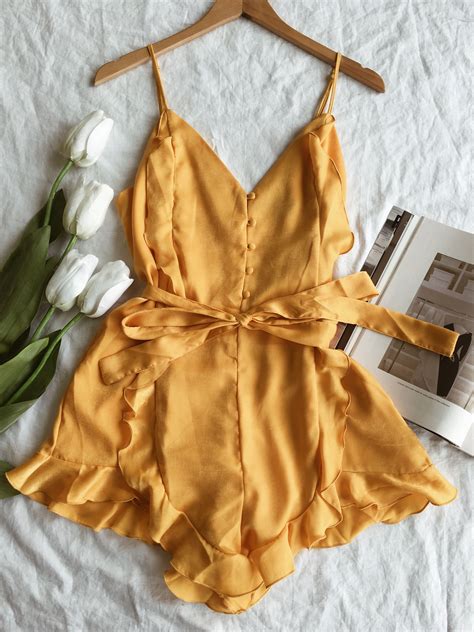They're an incredible way to show off your favorite items, define brand aesthetic, and they're a lot of fun to put together! Flatlay • flat lay • yellow romper • Forever 21 • spring summer outfit fashion trends 2018 ...