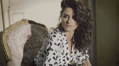 penelope cruz on becoming donatella versace net a porter youtube