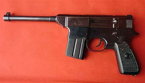 Пистолет Тип 80