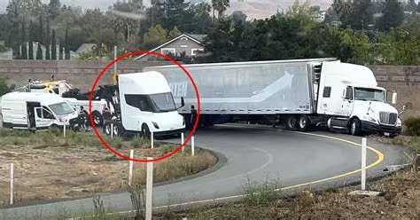 Video Shows Tesla Semi Truck Seemingly Broken Down Near A Highway