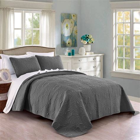 Amazon Com Mezzati Bedspread Coverlet Set Gray Prestige Collection