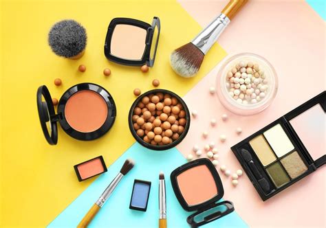 Top 9 Best Cosmetic Brands Every Girl Must Know Knowinsiders