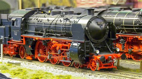Awesome Rc Model Trains Rc Locomotives Railway Railroad Rc Steam