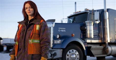 At just 5'4, maya doesn't fit the stereotype of the burly truck driver, but she has an outsized passion for trucking that she wears on her skin, she sports a kenworth tattoo on her neck that advertises her commitment to the job. Lisa Kelly - An Ice Road Hero | TruckDrivingJobs.com