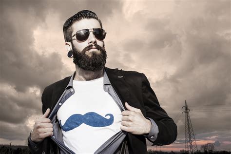 Mais pas de panique pour lui : Comment avoir une grosse barbe de hipster ? - Votre Journal