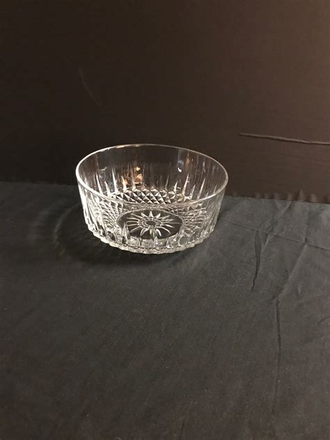 Vintage Clear Pressed Glass Large Serving Bowl By Arcoroc France From