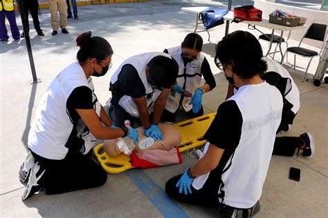 Realiza Hu Simulacro De Evacuación En El Marco De La Semana Nacional De