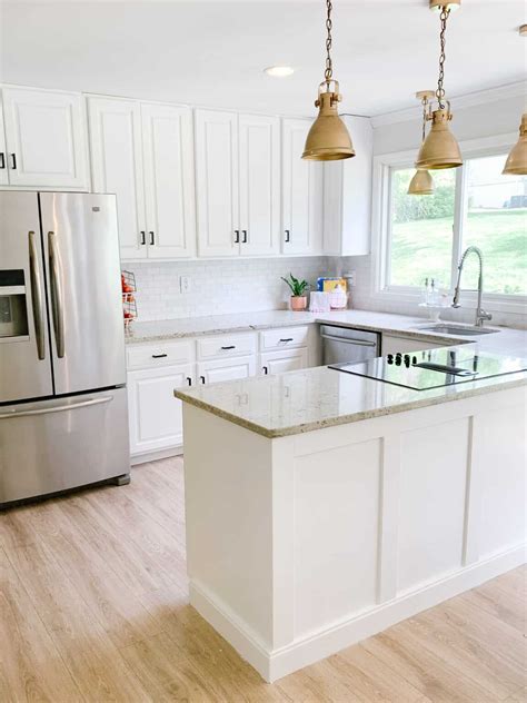 White Kitchen Cabinet Backsplash Ideas Arinsolangeathome