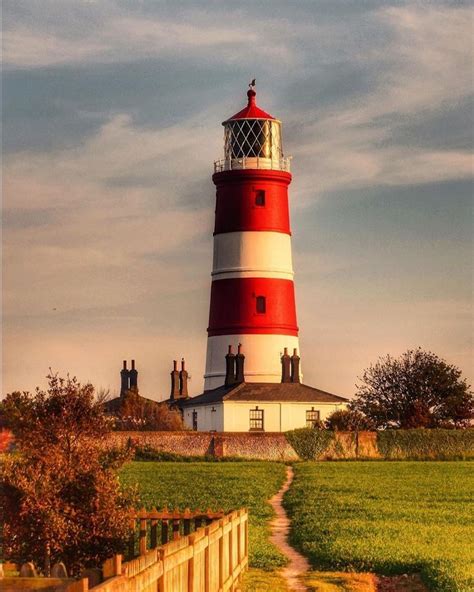 We Love England🇬🇧🏴󠁧󠁢󠁥󠁮󠁧󠁿 On Instagram Happisburgh Lighthouse Norfolk