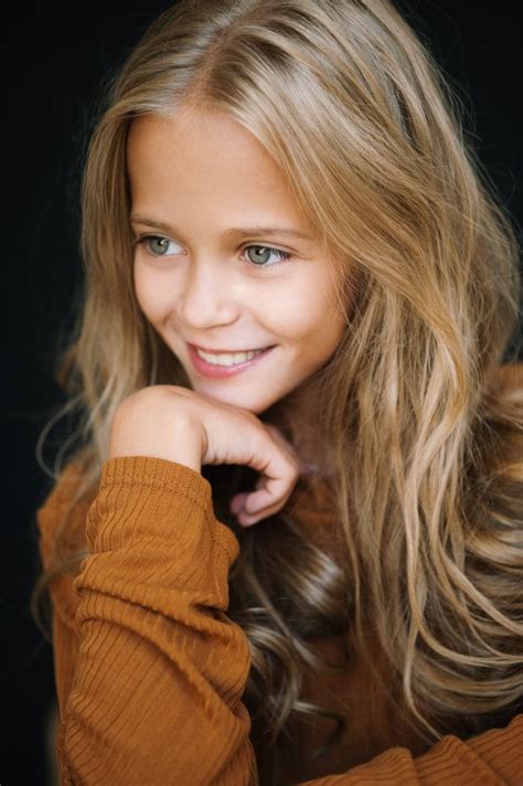 Alisa Samsonova Beautiful Little Girls Pretty Face Young Models