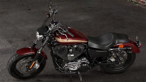 Expand the pool of potential buyers by. Harley-Davidson Sportster XL 1200 Custom 2018 - Farben und Preise *)