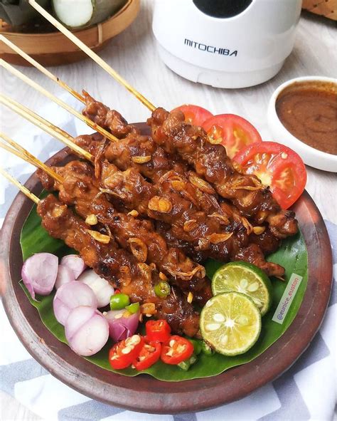 Beberapa orang menyebut panna cotta sebagai cooked cream atau krim yang dimasaknya. Resep Cara Membuat Sate Sapi Manis Bumbu Kacang Praktis ...