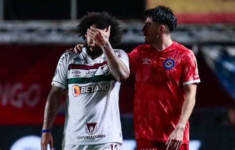 El gesto de Marcelo con el jugador de Argentinos Juniors que sufrió una escalofriante lesión