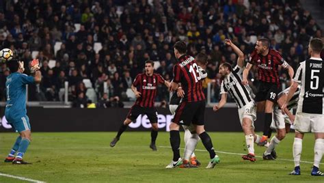 Un partido donde los bergamascos quieren ganar un trofeo tras muchos años y los juventinos se agarran a este título para tratar de salvar una decepcionante temporada. Juventus vs AC Milan: Coppa Italia final preview, team ...