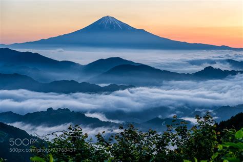 Above The Sea Of Clouds Mount Fuji Japan 2048x1367 Os Photo By