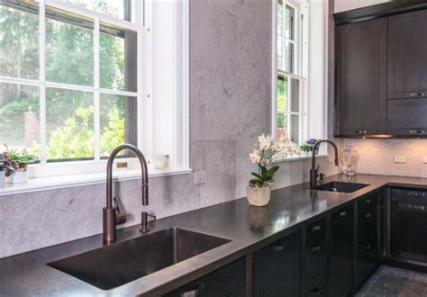 Are you looking to show your kitchen some tlc this year? 20 Fresh and Modern Kitchen Countertop Ideas