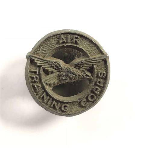 Ww2 Raf Air Training Corps Plastic Bakerlite Economy Lapel Badge