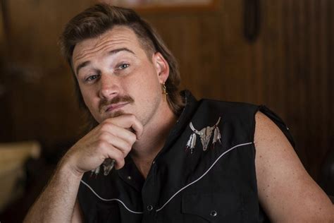 Country Musician Morgan Wallen Apologizes After Getting Tossed From Kid