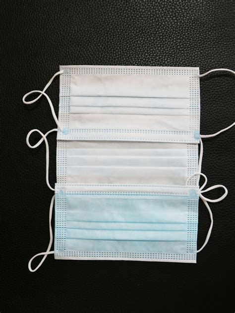 Disposable 3 Ply Non Woven Protective Face Mask With Kn95 China 3