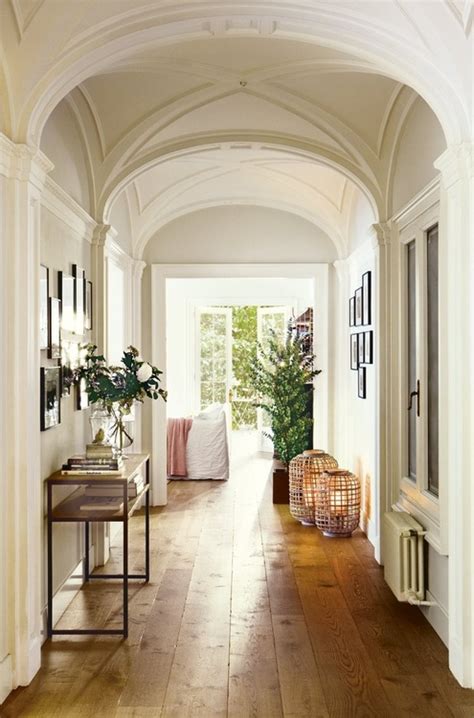 10 Stylish Hallway Decorating Ideas Home And Gardening Ideas