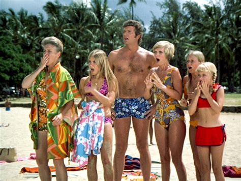 Fans Can Still Visit These Brady Bunch Locations From Their Hawaii Episode