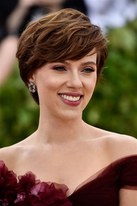 50+ simple scarlett johansson short haircut. Met Gala 2018: The Best Skin, Hair and Makeup on the Red ...