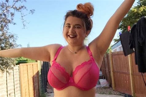 Curvy Women Are Sharing Half Naked Snaps Online For The Best Reason