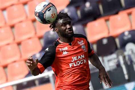 Lorient Striker U Turn Overnight All But Confirms Moffi Is On His Way
