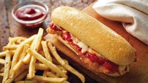 Olive Garden Breadstick Sandwiches Are Really Happening